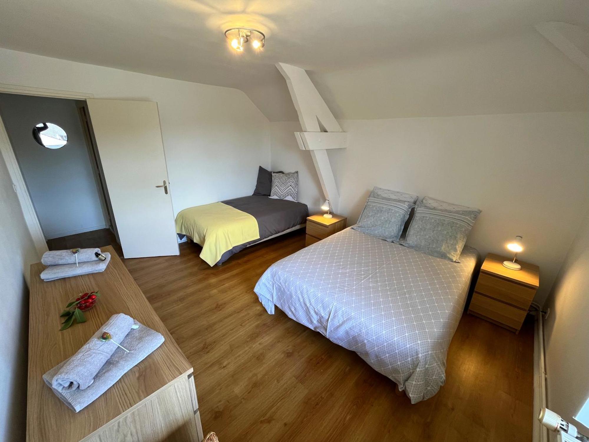 Ecurie Des Charmes A 5 Minutes De La Plage Merville-Franceville-Plage Extérieur photo